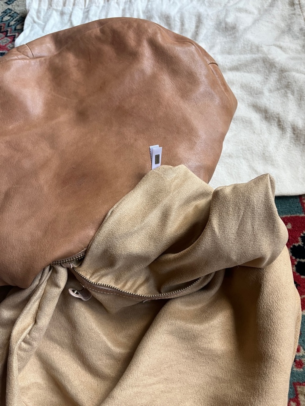 Jimmy Choo tan leather Hobo tote. Patina/spots/Camel leather/suede interior - Picture 9 of 9